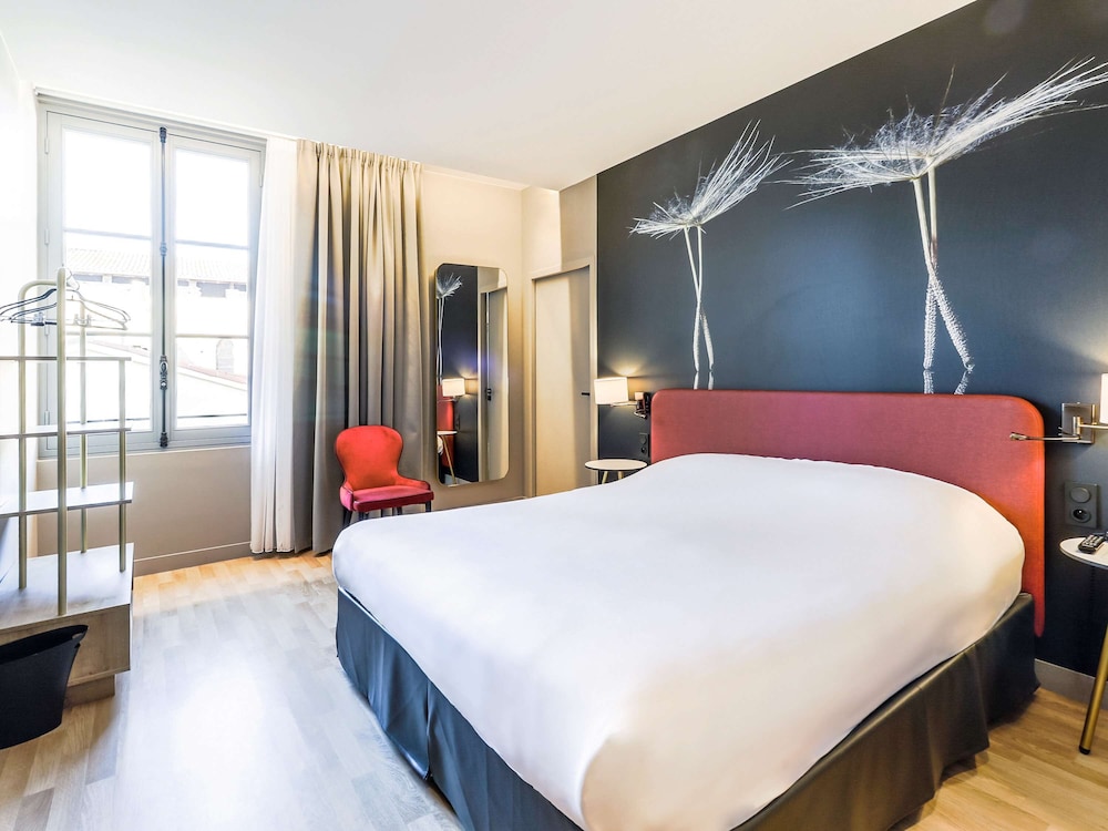 SUPERIOR, DOUBLE BED