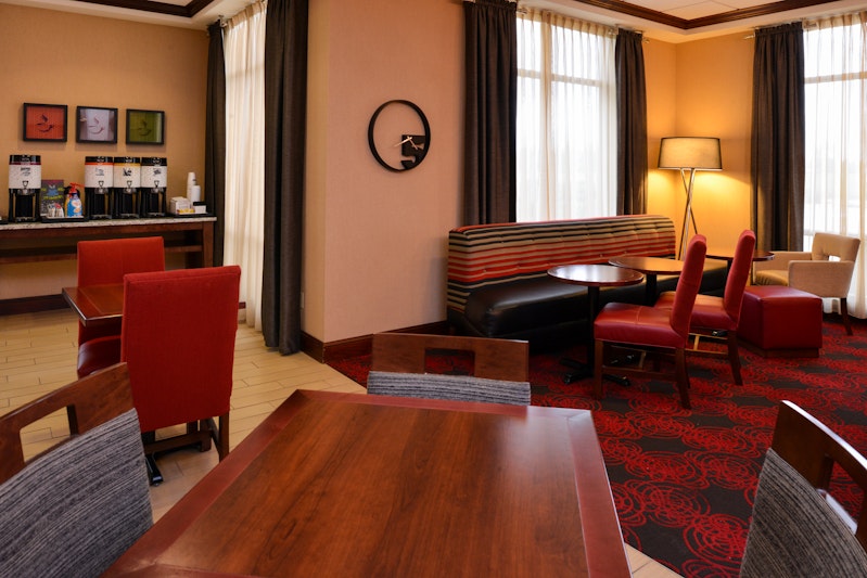 Hampton Inn Lincoln 14/21