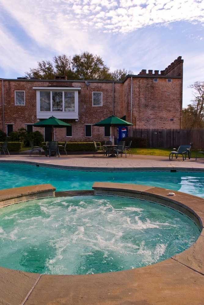 Dunleith Historic Inn 52/57