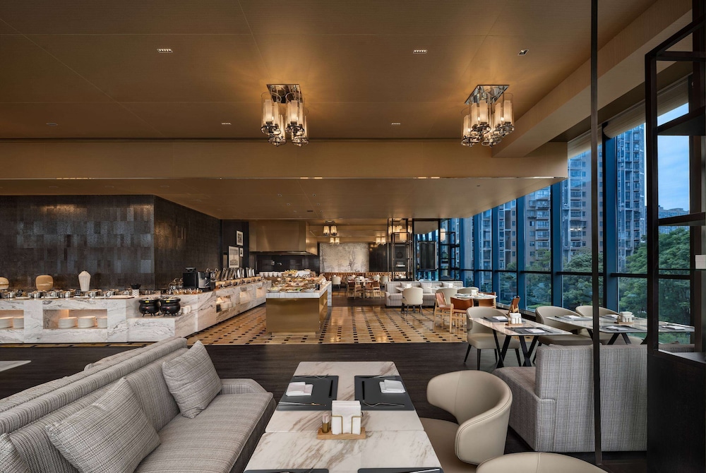 Howard Johnson by Wyndham Wenting Hotel Changsha 37/49