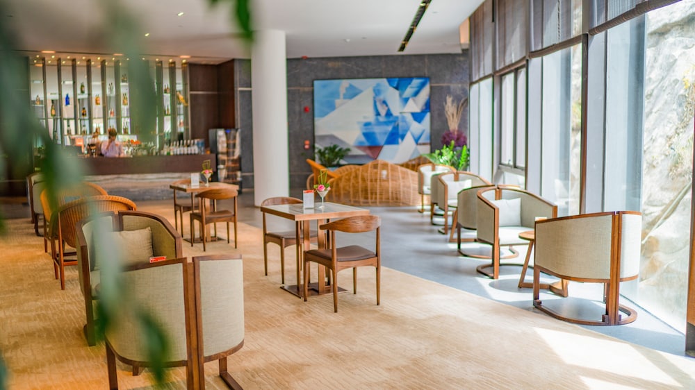 HOTEL INDIGO DALI ERHAI 64/83