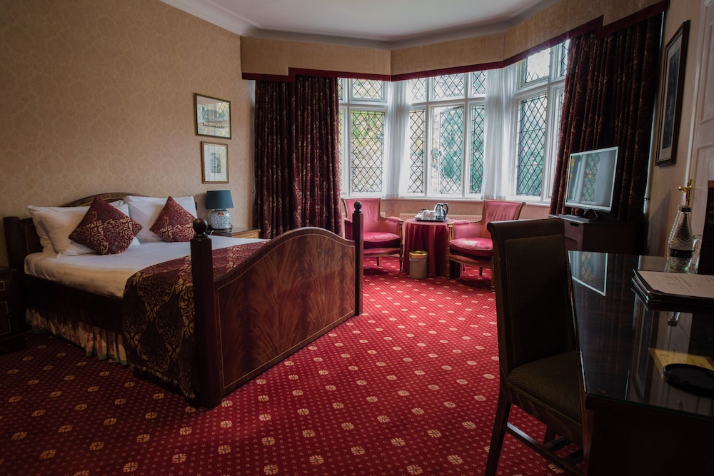 Best Western Plus Grim's Dyke Hotel 33/48