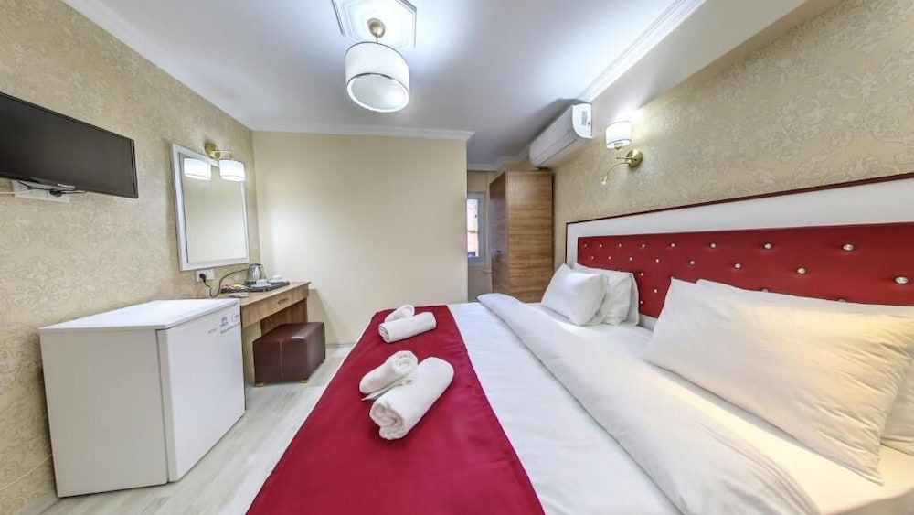 Cihangir Palace Hotel 17/69