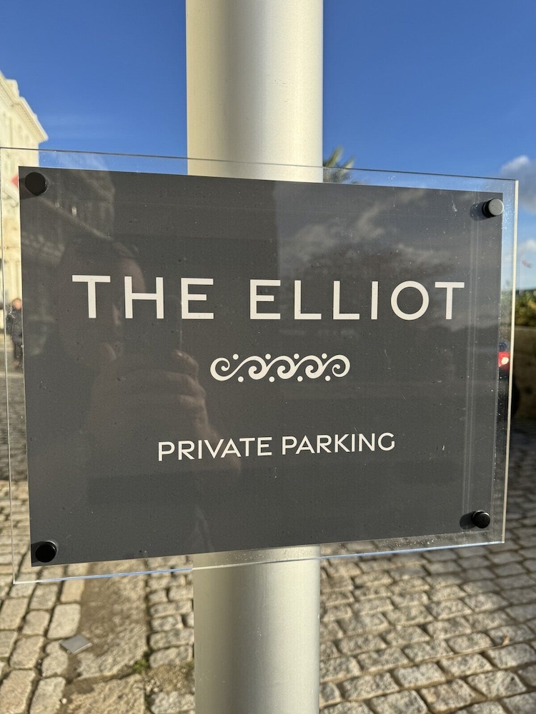 1 Elliot Terrace 7/50