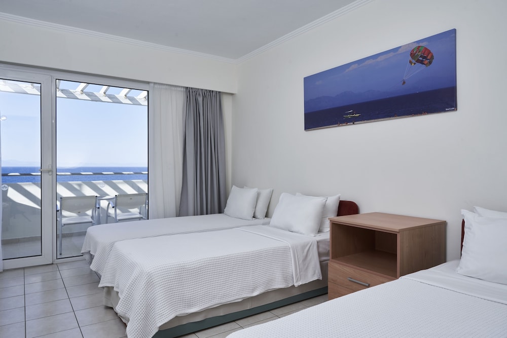 Blue Bay Beach Resort 12/61
