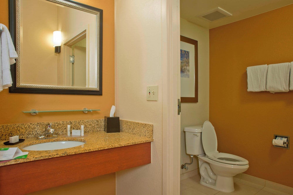 Courtyard Gulf Shores Craft Farms 70/70