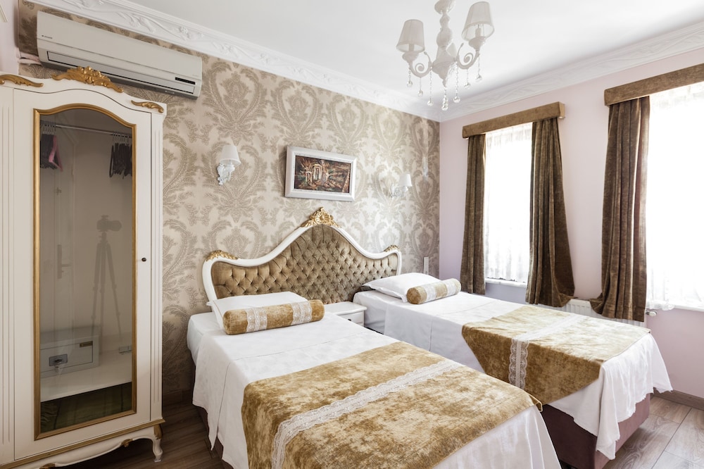 Romantic Hotel Istanbul 42/72