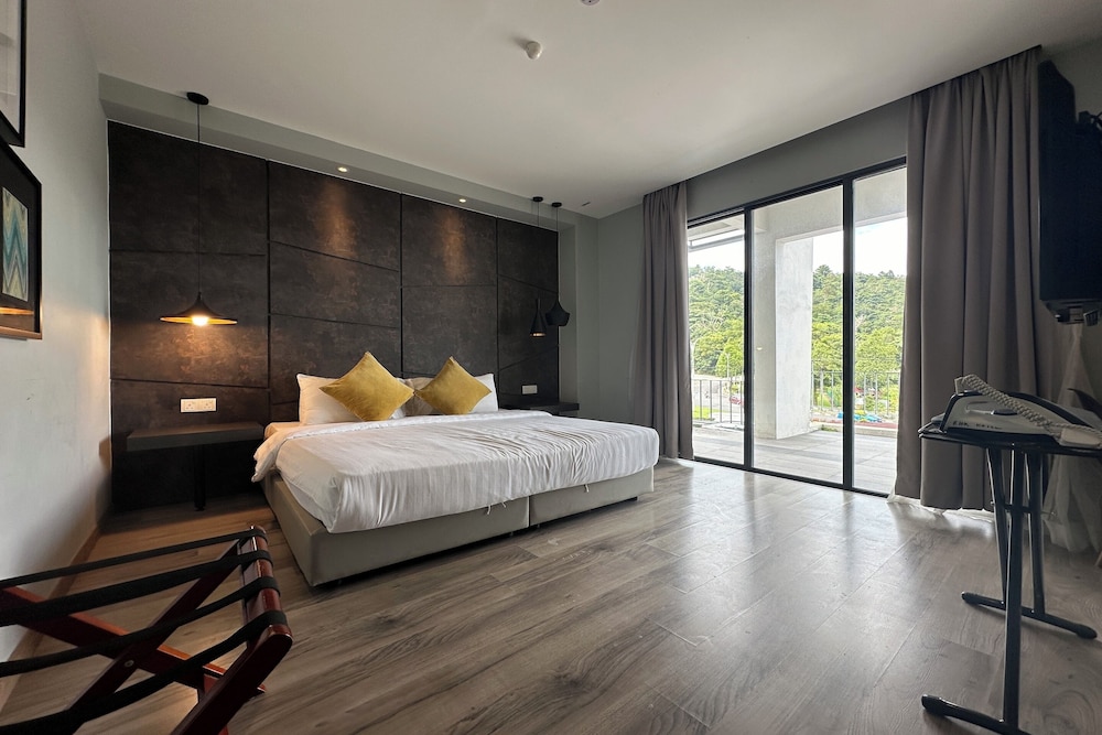 OYO Townhouse, Selayang formerly RHR Hotel 16/48