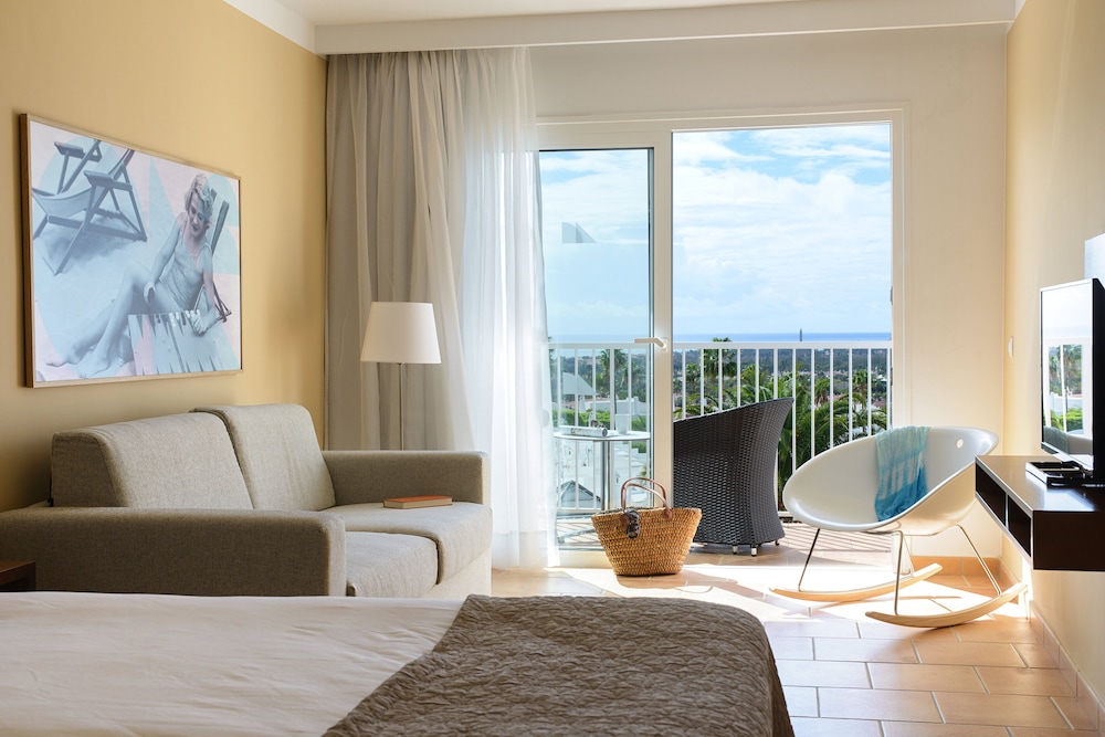Sunprime Atlantic View Suites And Spa 31/53