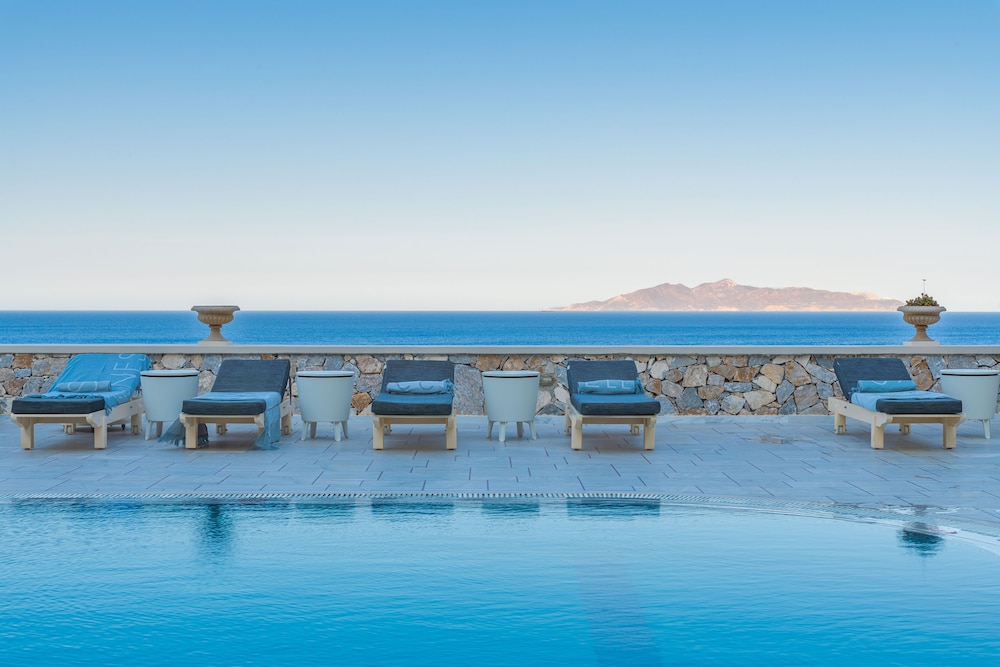 Epavlis Hotel And Spa 36/50