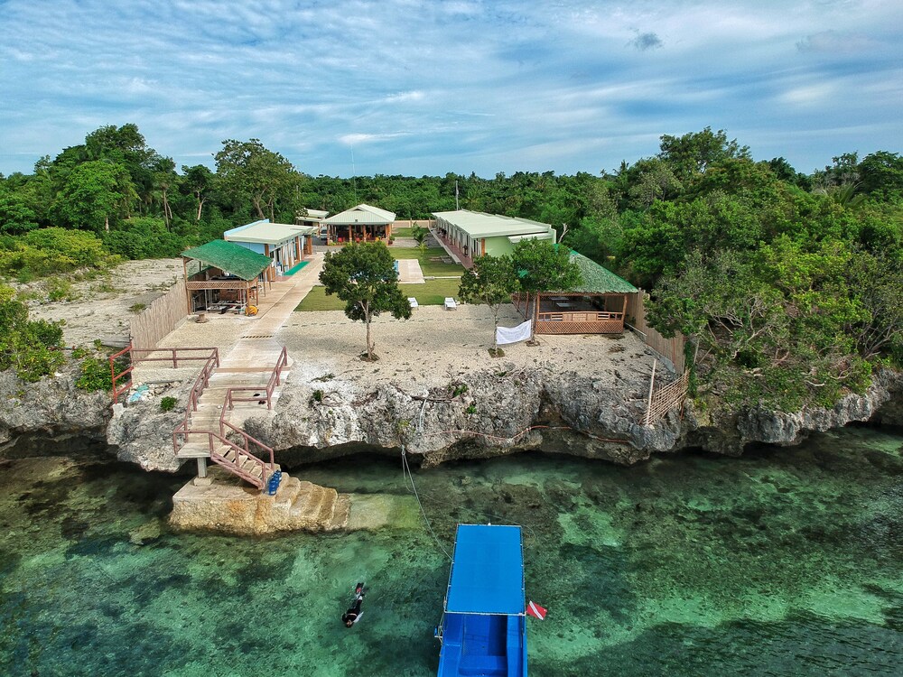 Relax Divers Bohol 35/36