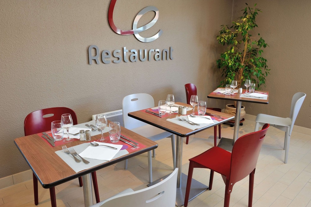 Campanile Beauvais 39/63