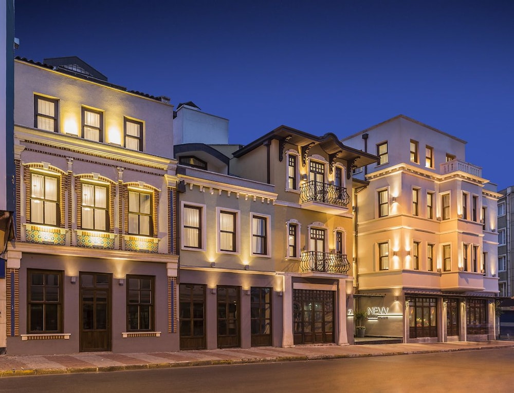 Nevv Bosphorus Hotel & Suites 4/68