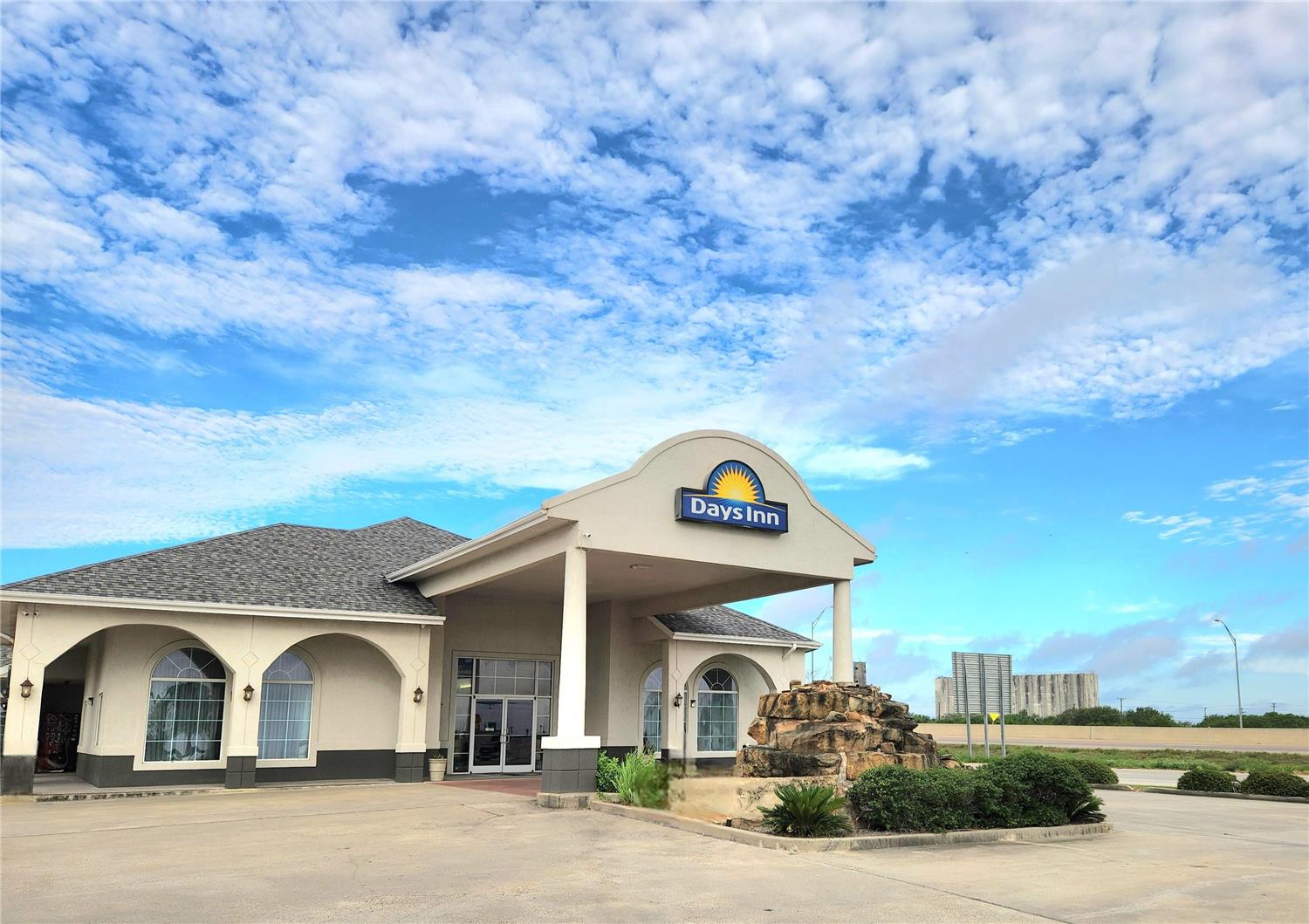 Days Inn By Wyndham Robstown 2/39