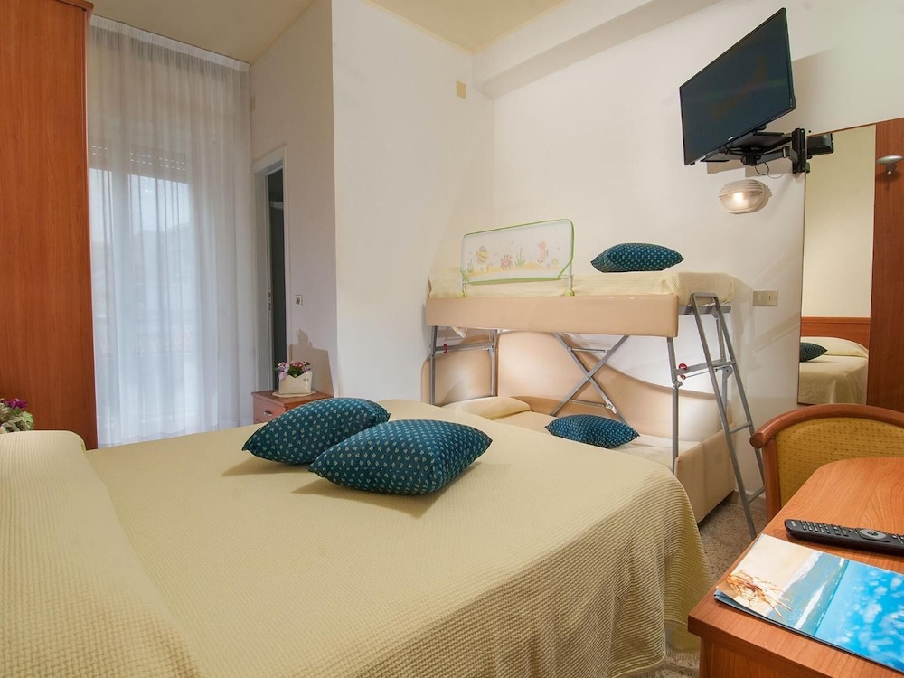 Hotel Caesar 7/31