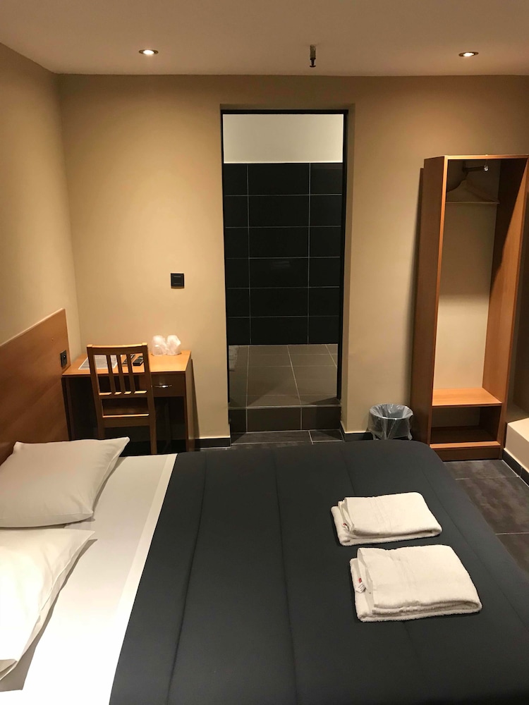 Royal Hotel Brussels 15/39