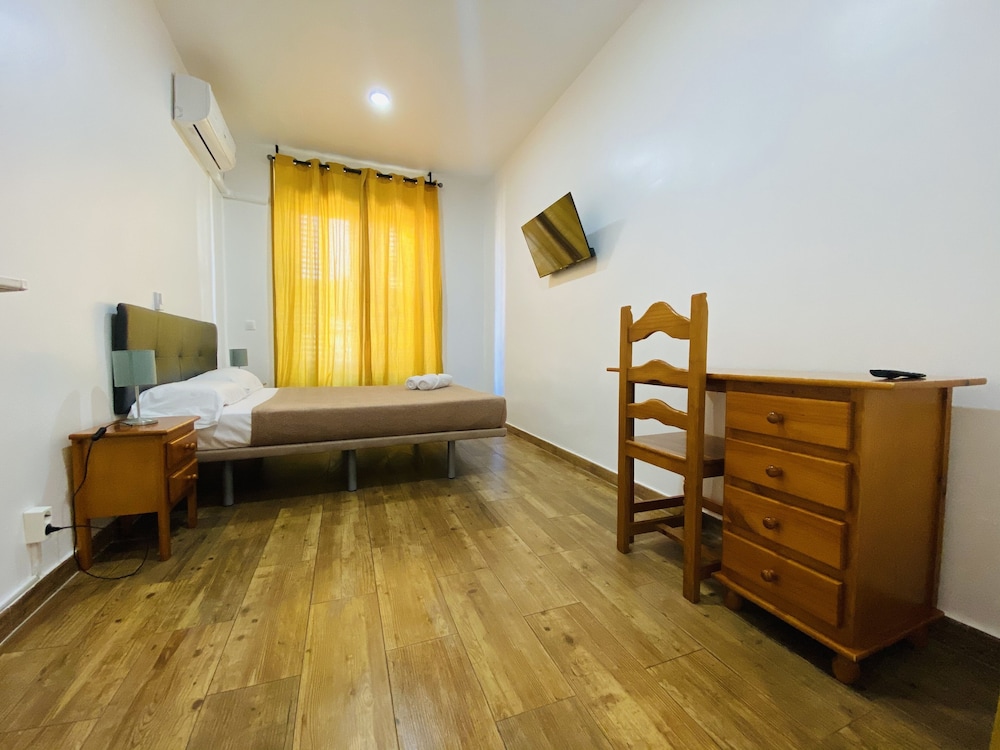 Hostal Rayuela 60/72