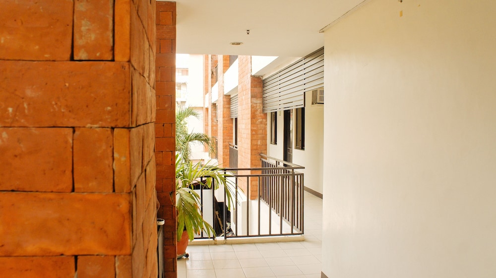 Reddoorz Plus Mabolo Cebu 6/54