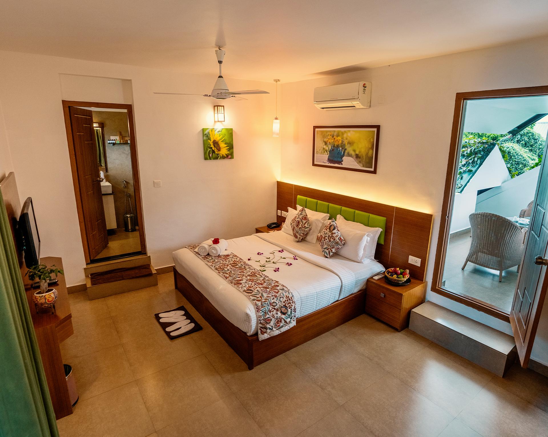 Silver, Double Bed