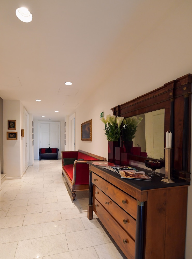 Suites Farnese Design Hotel 3/53