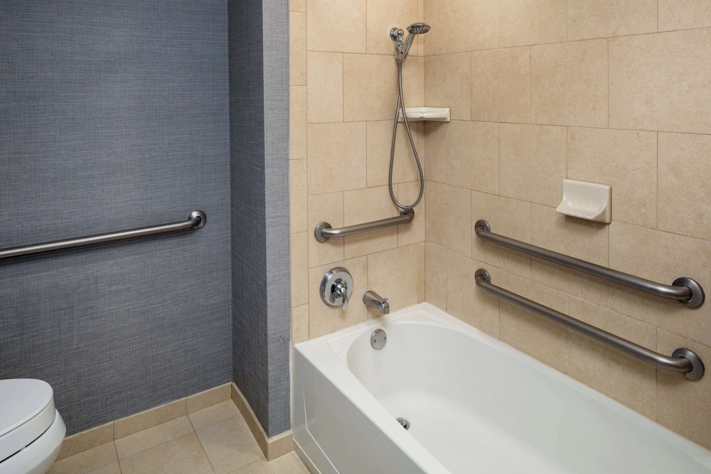 Hyatt Place Lake Mary Orlando North 52/53