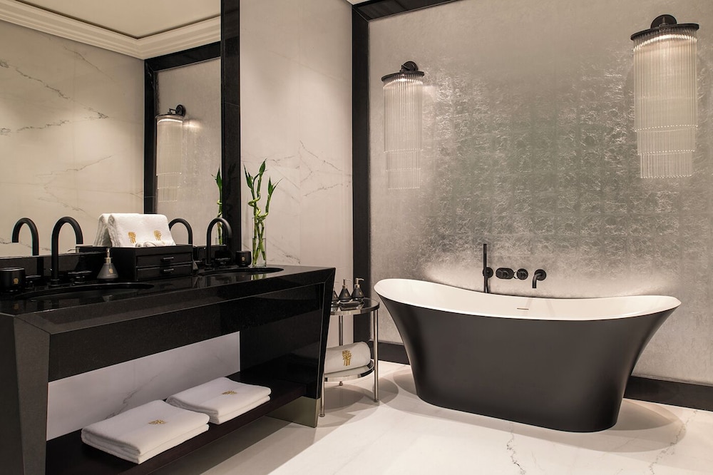 Banyan Tree Doha at La Cigale Mushaireb 49/50