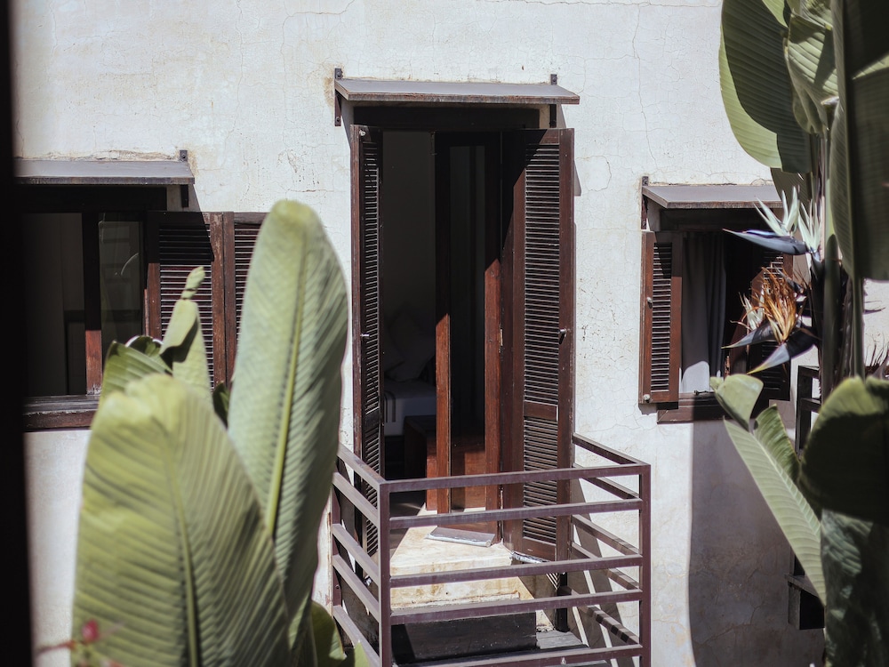 Riad El Maâti 2/66