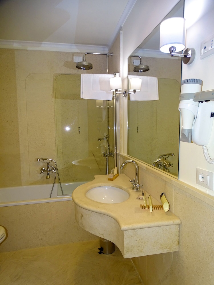 غرفة بسرير مزدوج، Torrione Hotel 4/4