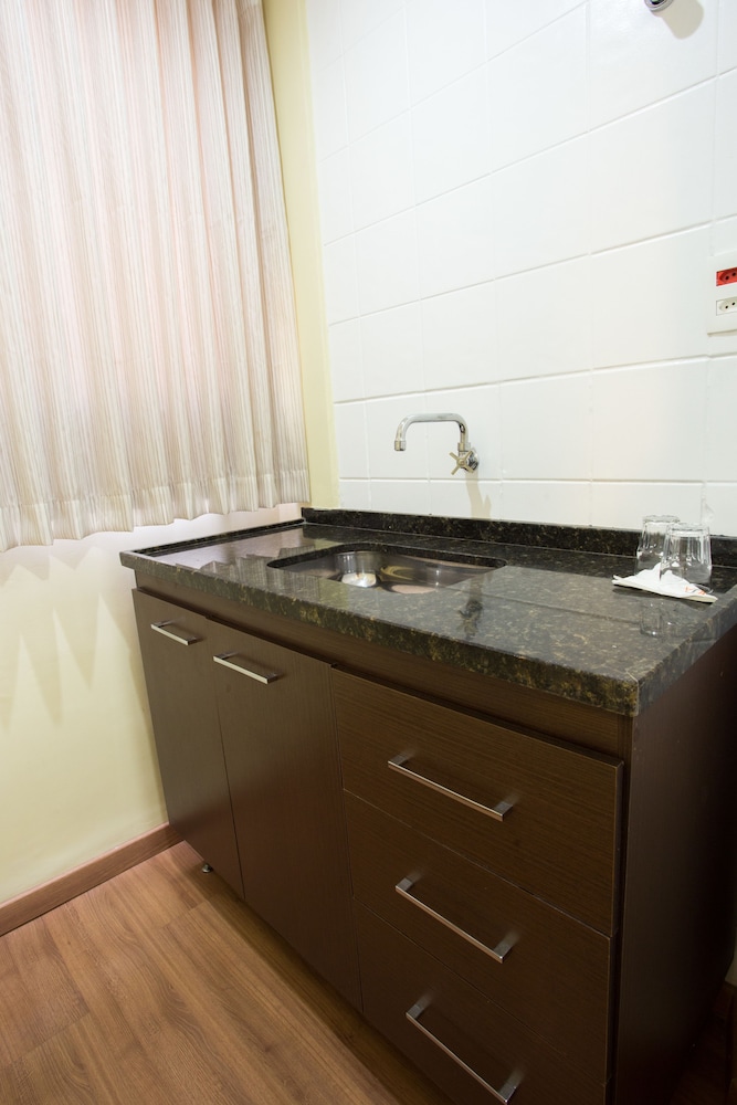 San Diego Suites Taubate 55/64