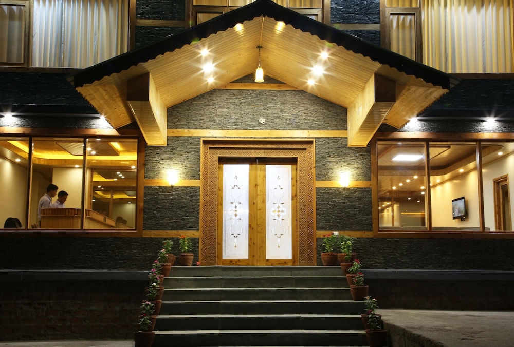 The Holiday Heights Manali 2/18