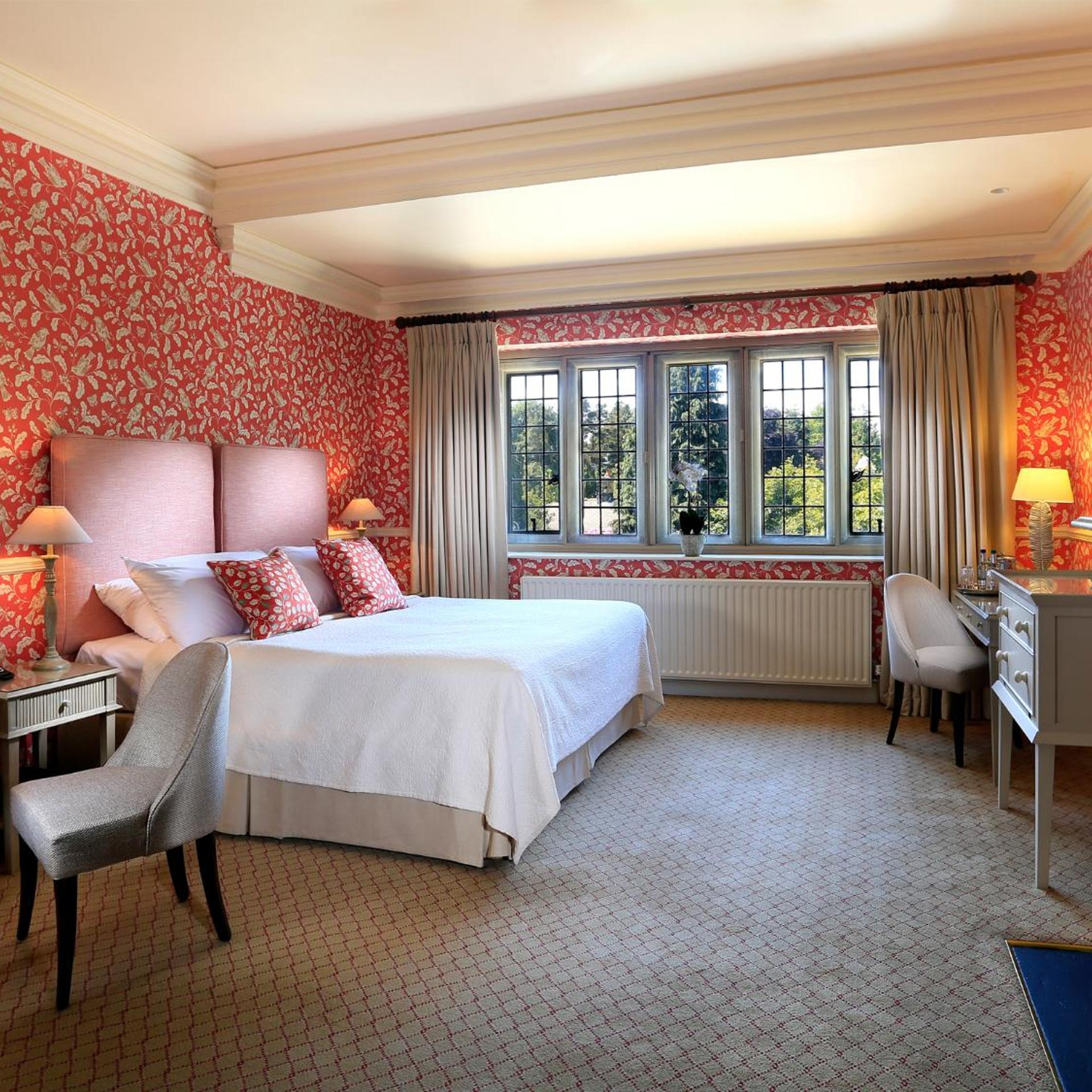 Feature, Double Bed