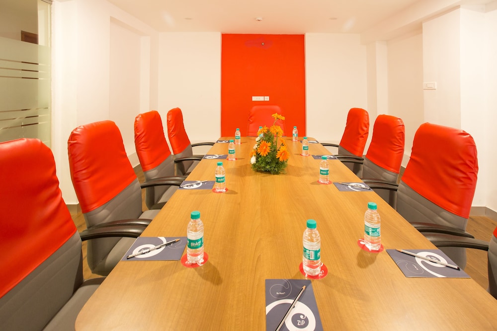 Zip by Spree Hotel Mangala International 62/70
