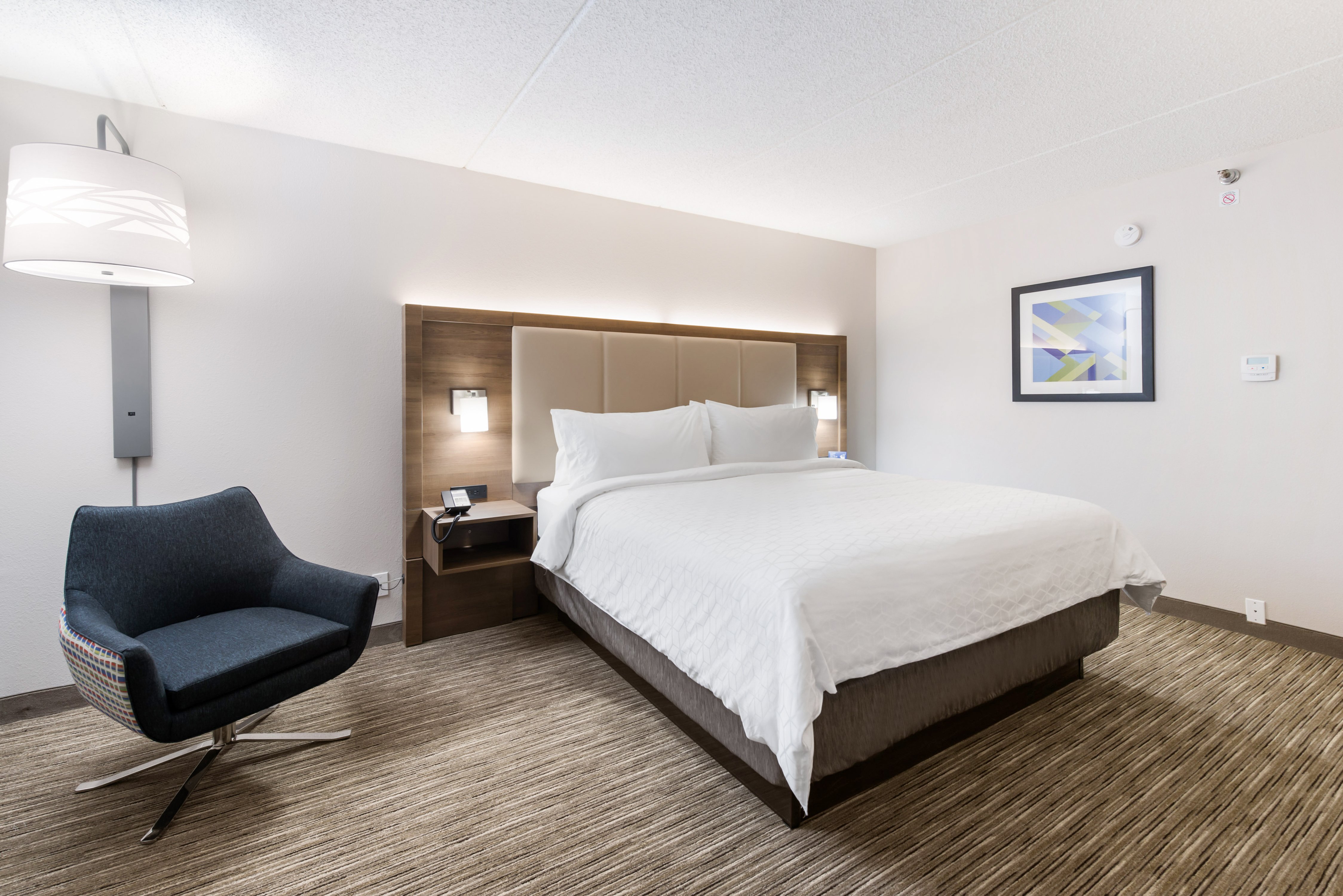1 Bedroom, Suite, King Bed, Dining Area