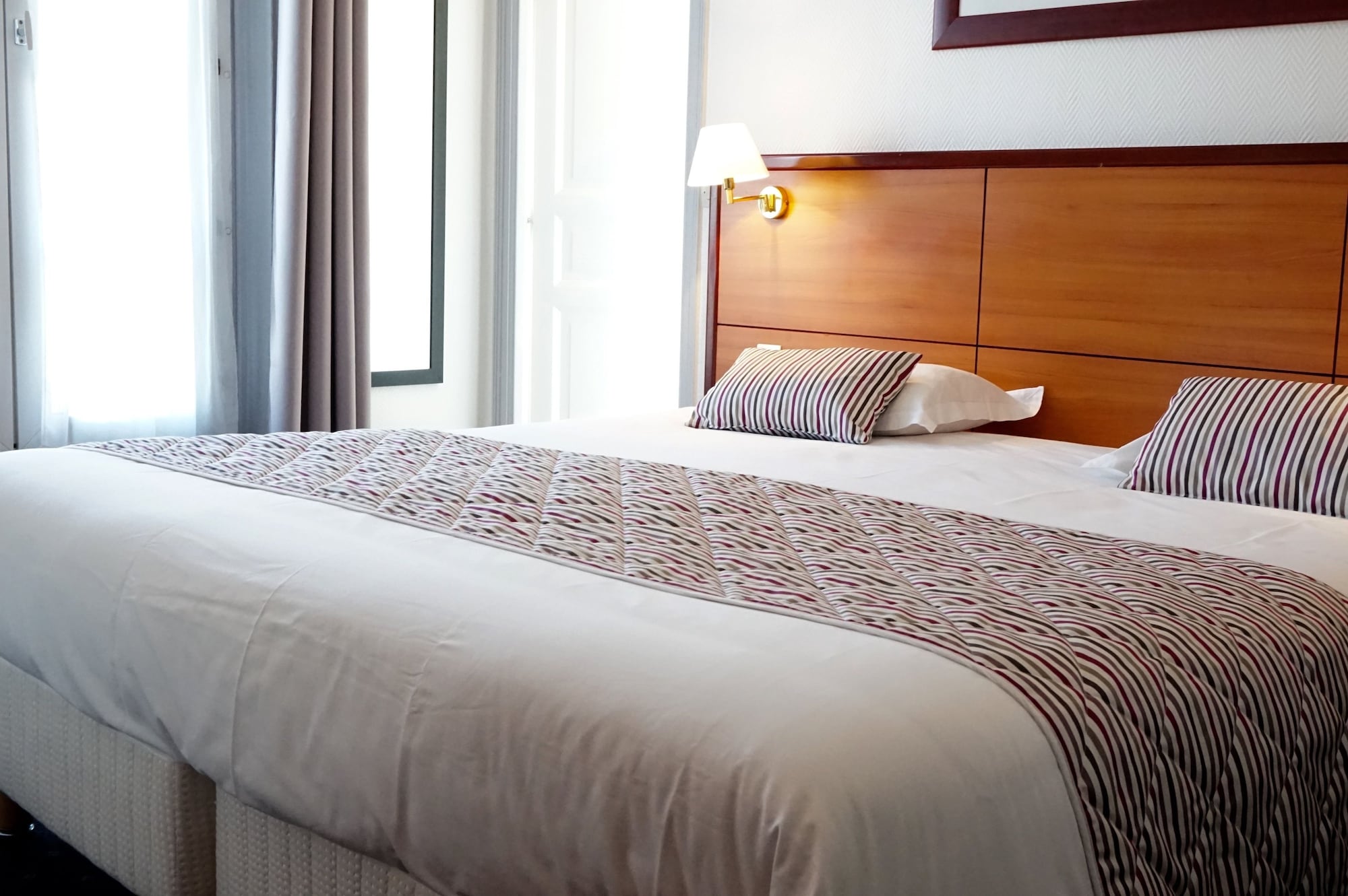 SUPERIOR, TRIPLE, 1 DOUBLE AND 1 SINGLE BED