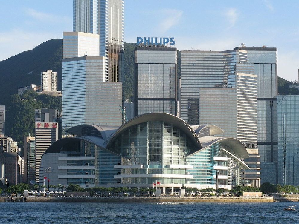 Ibis Hong Kong Central & Sheung Wan Hotel 64/65