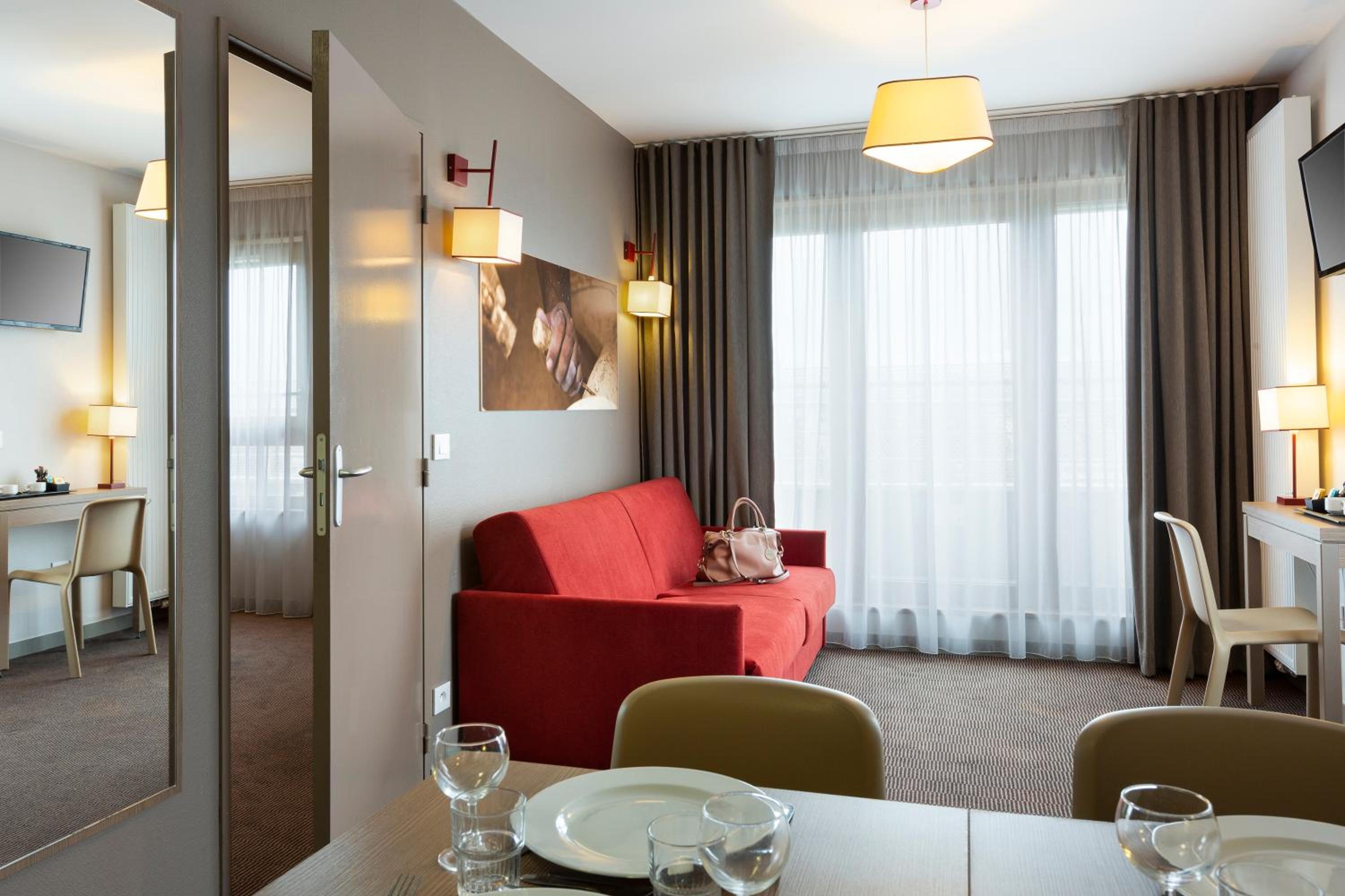 1 Bedroom, Apartment, Double Bed, Sofa