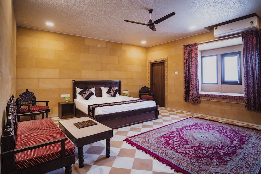 Hotel Akashdeep 20/50