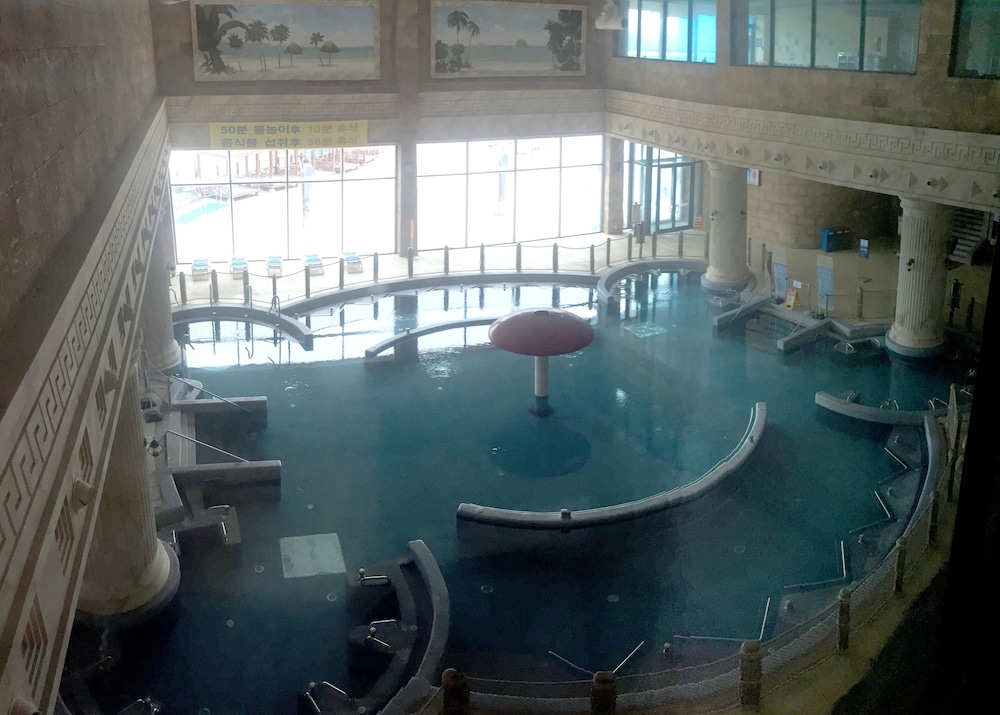 Sunvalley Hotel 39/63