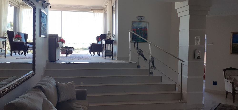 Cinnamon House Bed And Breakfast 24/46