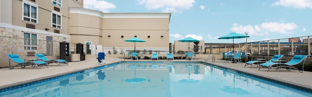 swimming pool spa