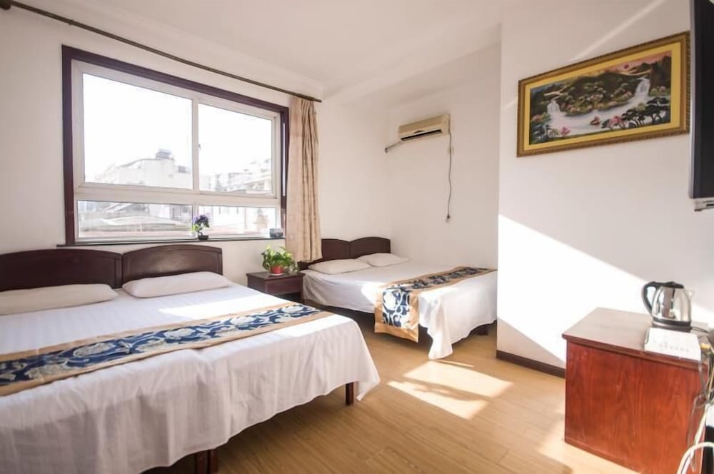 Liuzhuang Huayuhai Holiday Hostel 2/14
