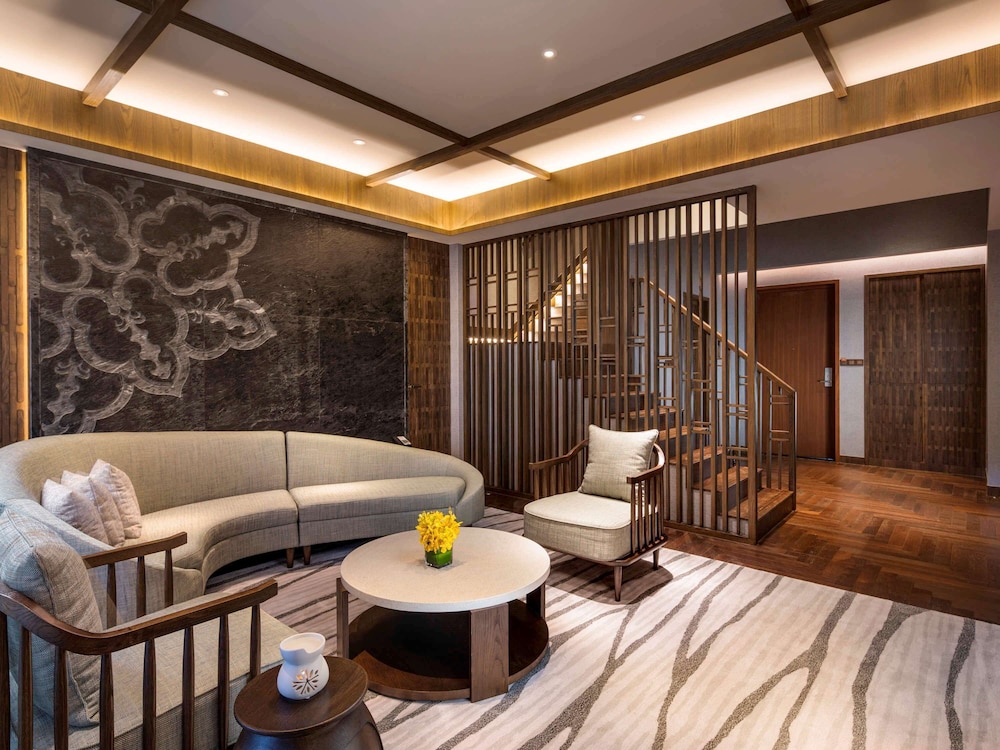 Angsana Zhuhai Phoenix Bay 32/50