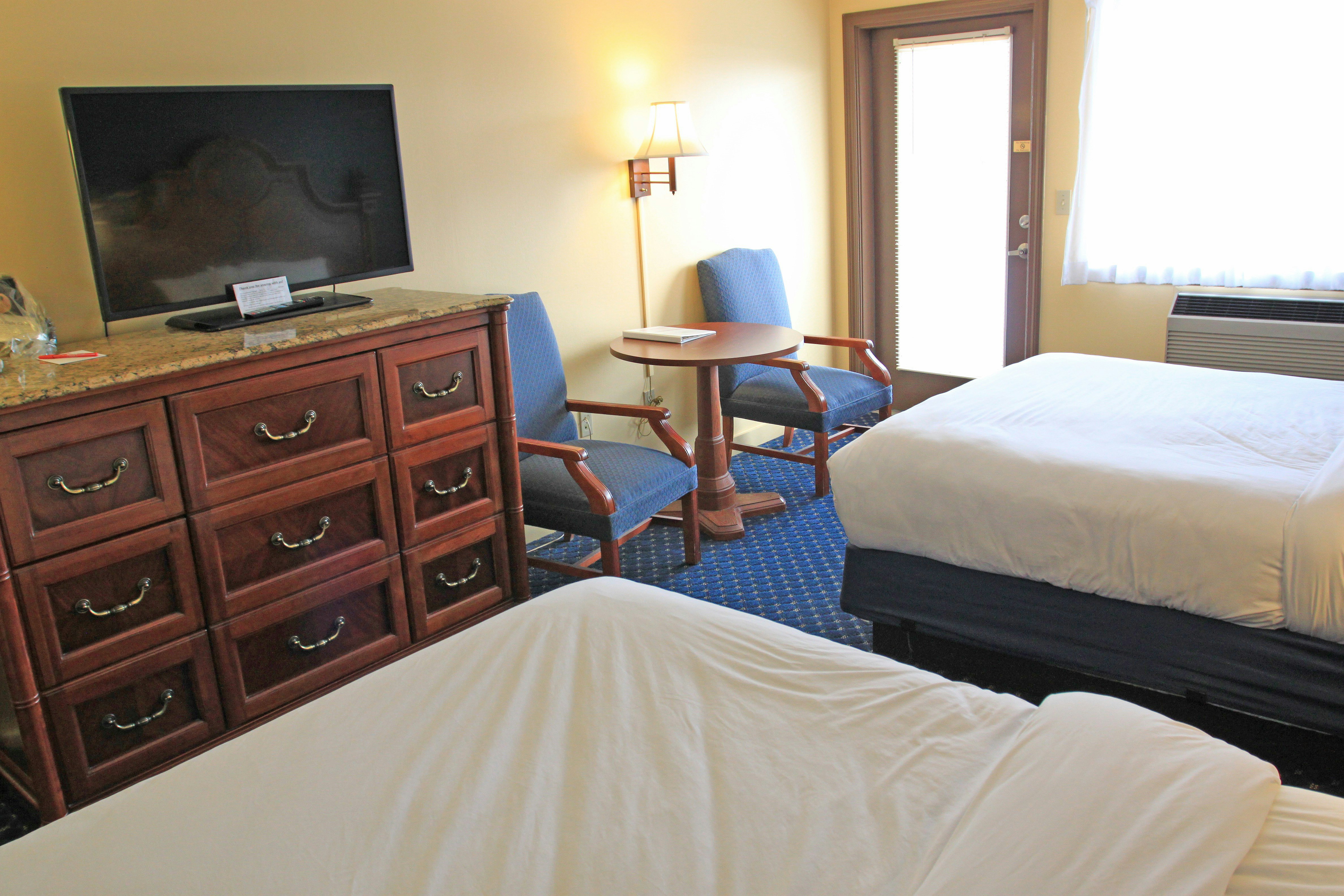 Fireside Inn & Suites Belfast 16/28