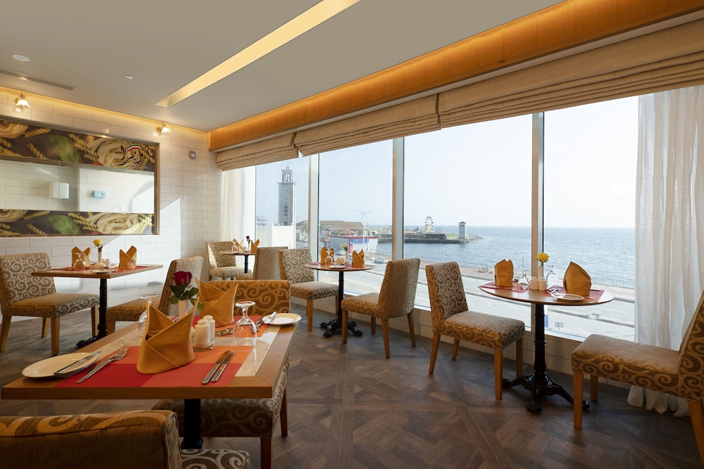 نوفوتيل جازان(Novotel Jazan Hotel) 61/76