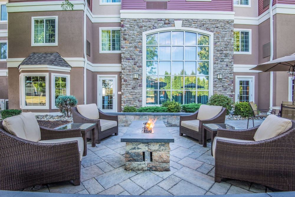 Staybridge Suites Allentown West 25/40