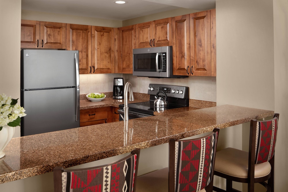 Marriotts StreamSide Evergreen at Vail 17/19