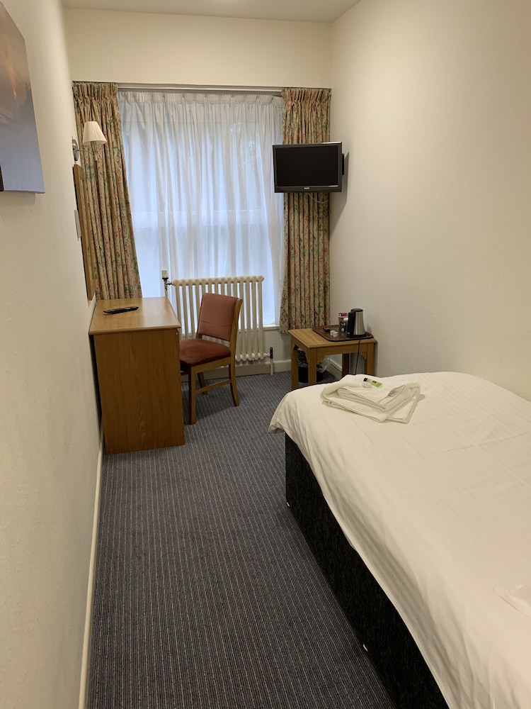 Trouville Hotel 37/76