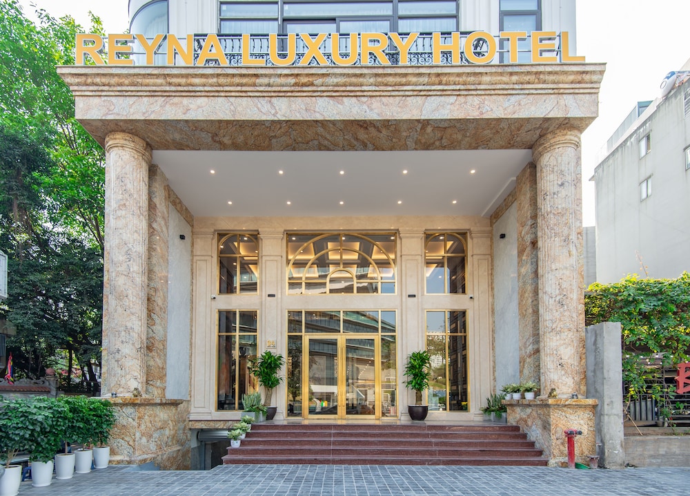 Reyna Luxury Hotel 3/50