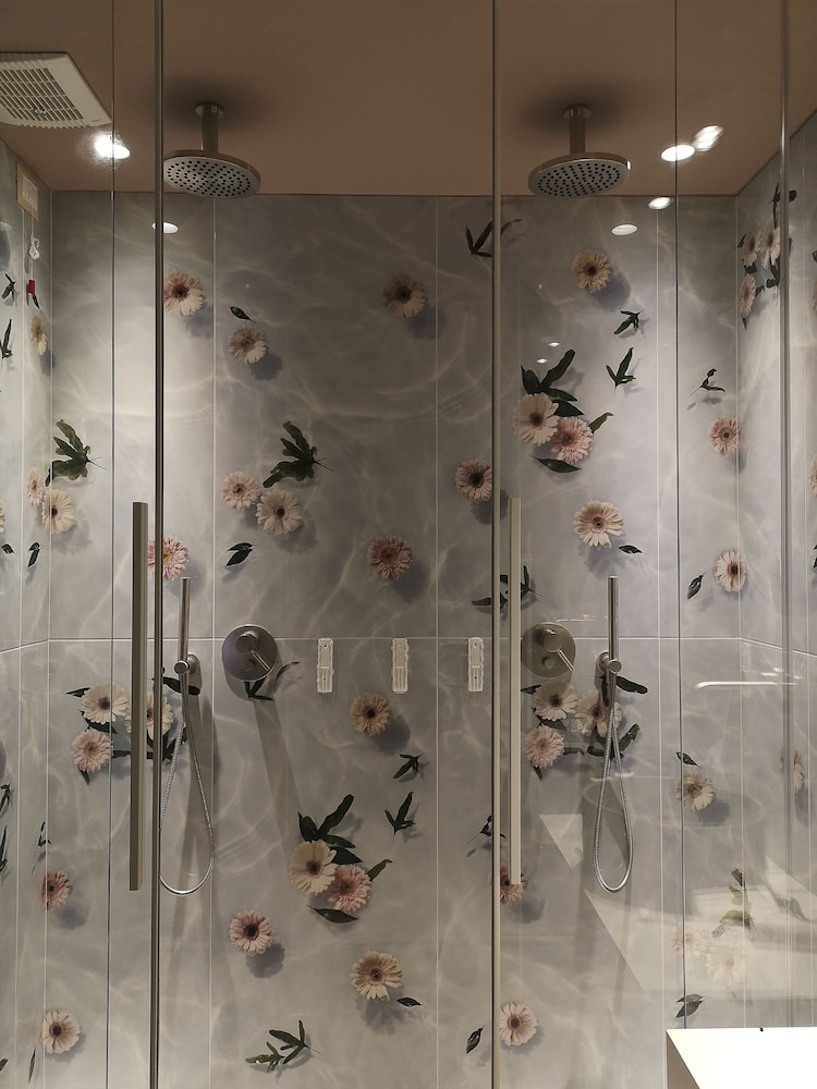 Demo Hotel Design Emotion 47/50