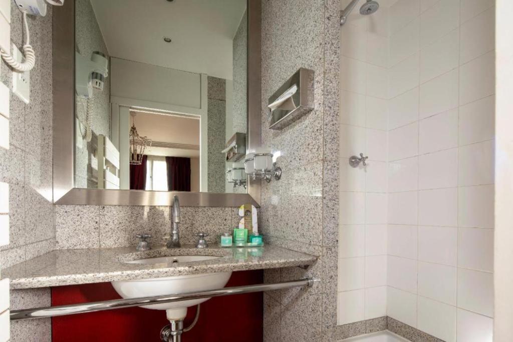 Hotel du Levant Paris 40/44